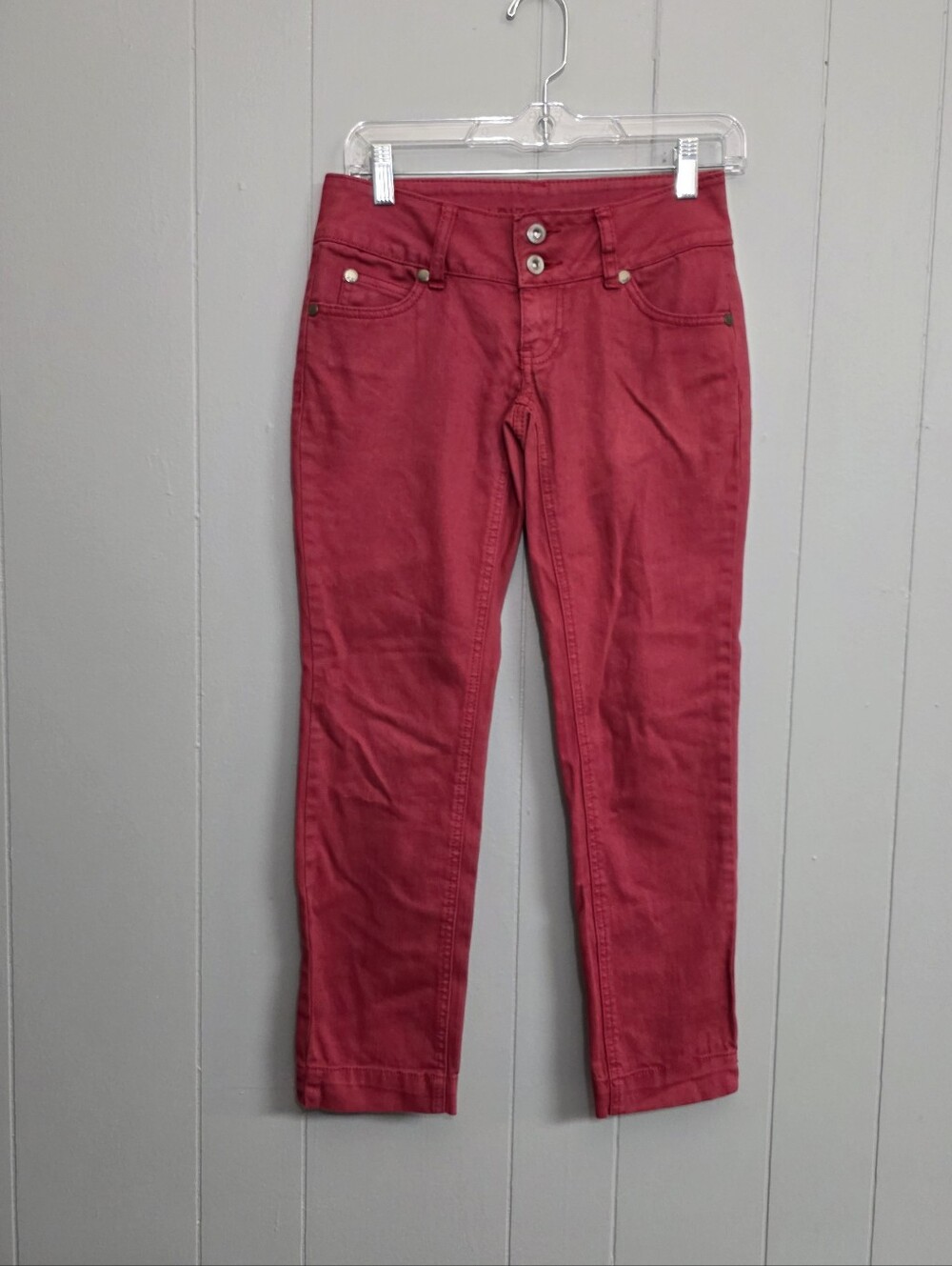 Arizona Jean Co Vintage Red Jean Capri Size 0